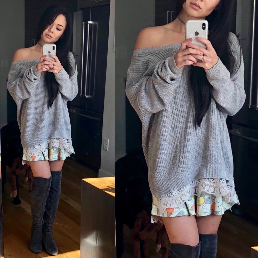 Pins & needles gray oversized sweater with lace